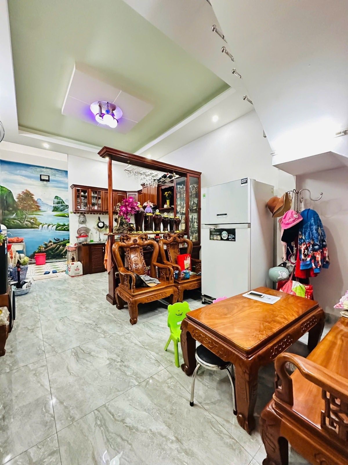 BÁN NHÀ NGAY CHỢ HẠNH THÔNG TÂY - HXH -NHÀ  MỚI ĐẸP Ở NGAY - 70M2 (4x17.5) - 4 TẦNG - 4 PHÒNG , SỔ - Ảnh 2