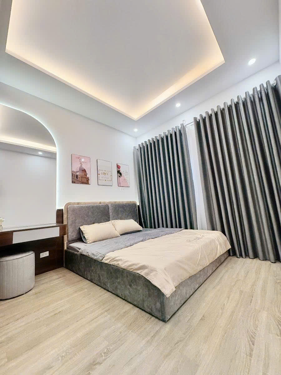 Đống Đa - Tôn Đức Thắng - Khâm Thiên - Ngõ rộng - 32 m - 4 Tầng - 4 PN - 5,6 tỉ. - Ảnh chính