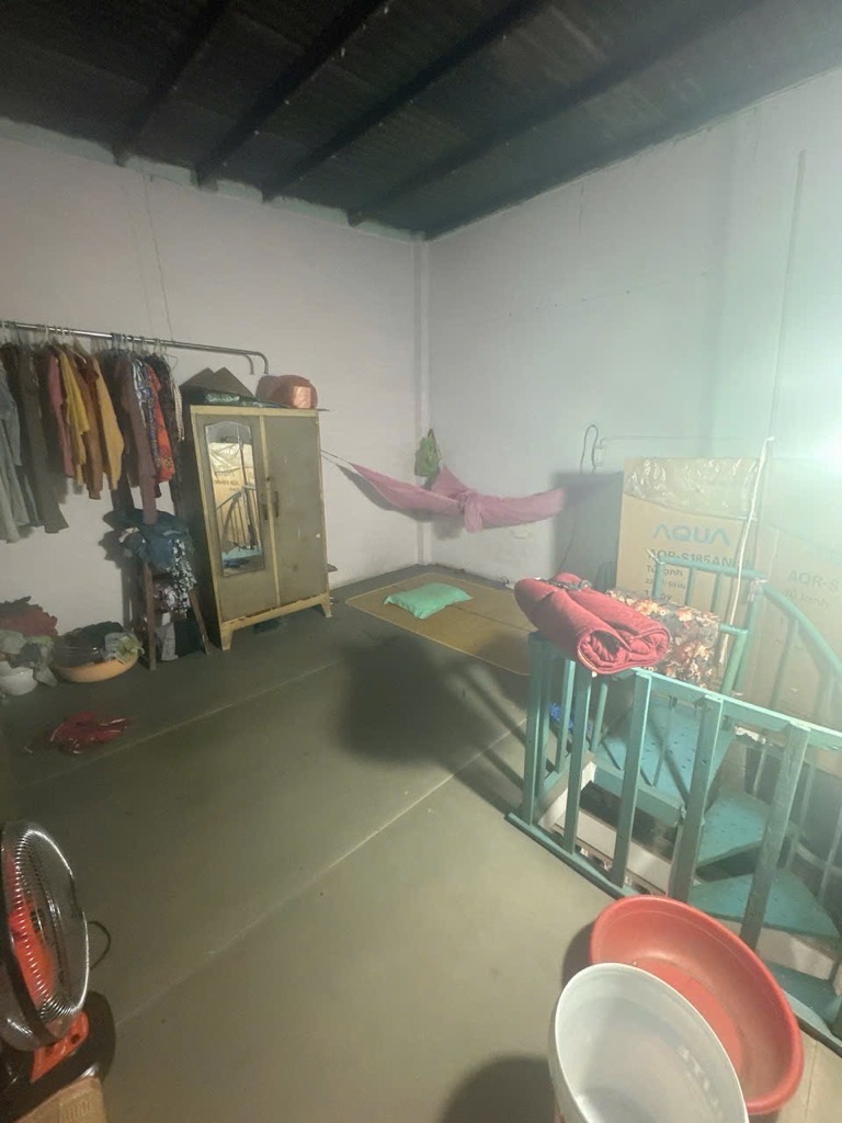 Bán nhà mặt tiền gần Lê Văn Quới, Văn Cao, 20m2 - 4x5 - 2 tầng, chỉ hơn 1 tỷ - Ảnh 2
