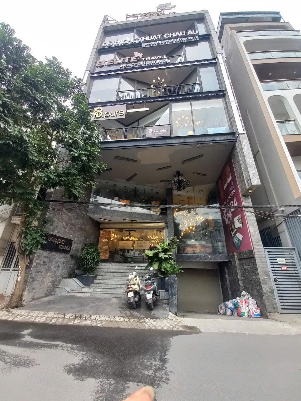 Bán Tòa Văn Phòng MP Âu Cơ 155m2/ 7Tầng/MT 10m 149 Tỷ, Tòa mới đẹp,dòng tiền cao - Ảnh chính