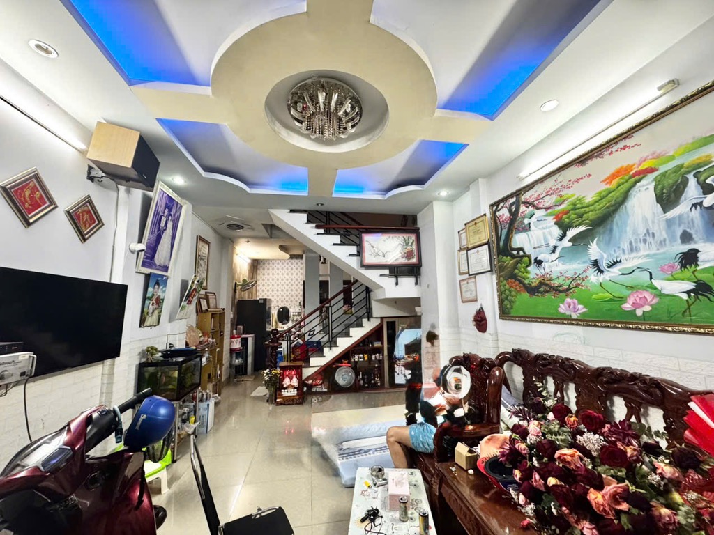 NHÀ B.ÁN - GẦN HẠNH THÔNG TÂY QUANG TRUNG & CV LÀNG HOA GV - DT 48M² - 2 TẦNG CHỈ 4.X TỶ - Ảnh chính