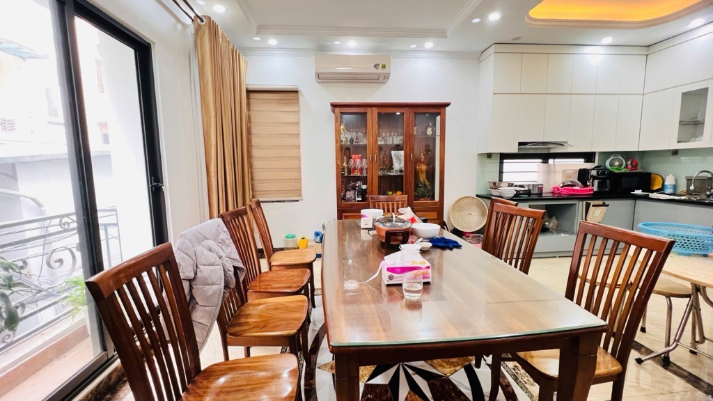 Bán nhà Ngõ 86 Ngọc Thuỵ 51m x 5T, mt 5m, lô góc, gara oto, thang máy, gần phố chỉ hơn 13 tỷ còn - Ảnh chính