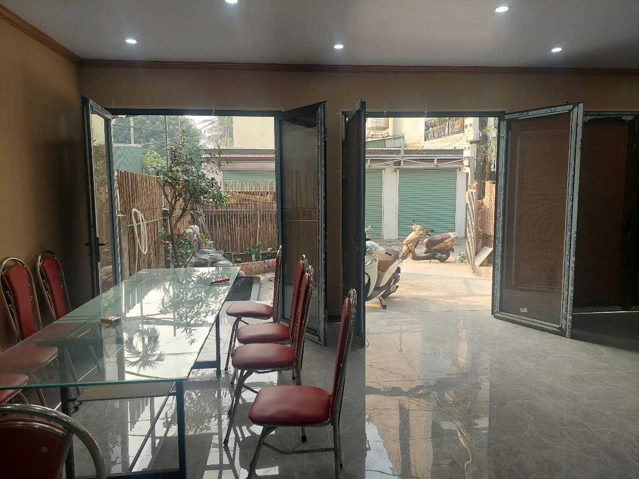 Cho thuê nhà 2 tầng mới xây,DTSD 140m2,thiết kế hiện đại khu Ngọc Thụy, Long Biên,HN - Ảnh 3