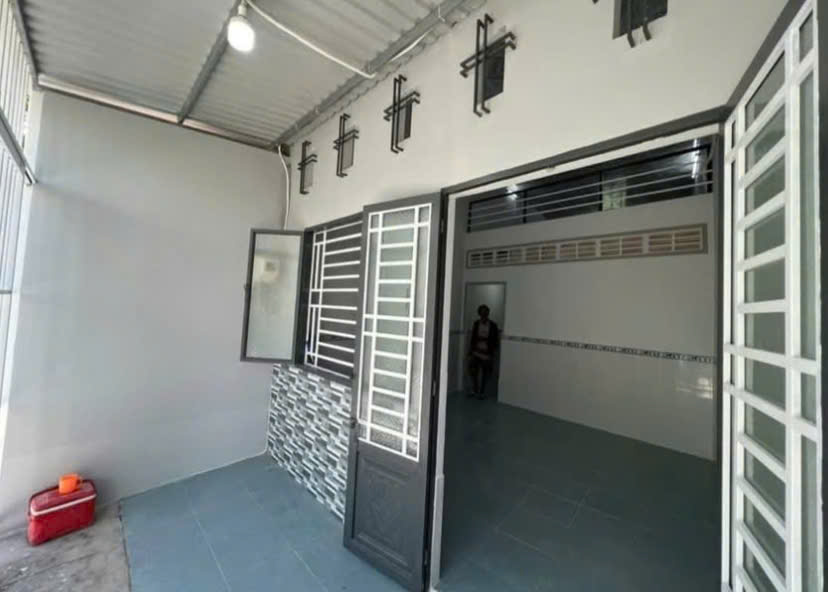 Bán nhà 111m2 có SHR Giá 690 tr Xã tân phú trung Củ Chi - Ảnh 1