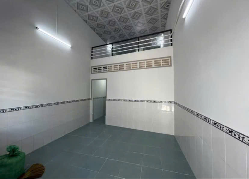 Bán nhà 111m2 có SHR Giá 690 tr Xã tân phú trung Củ Chi - Ảnh 2