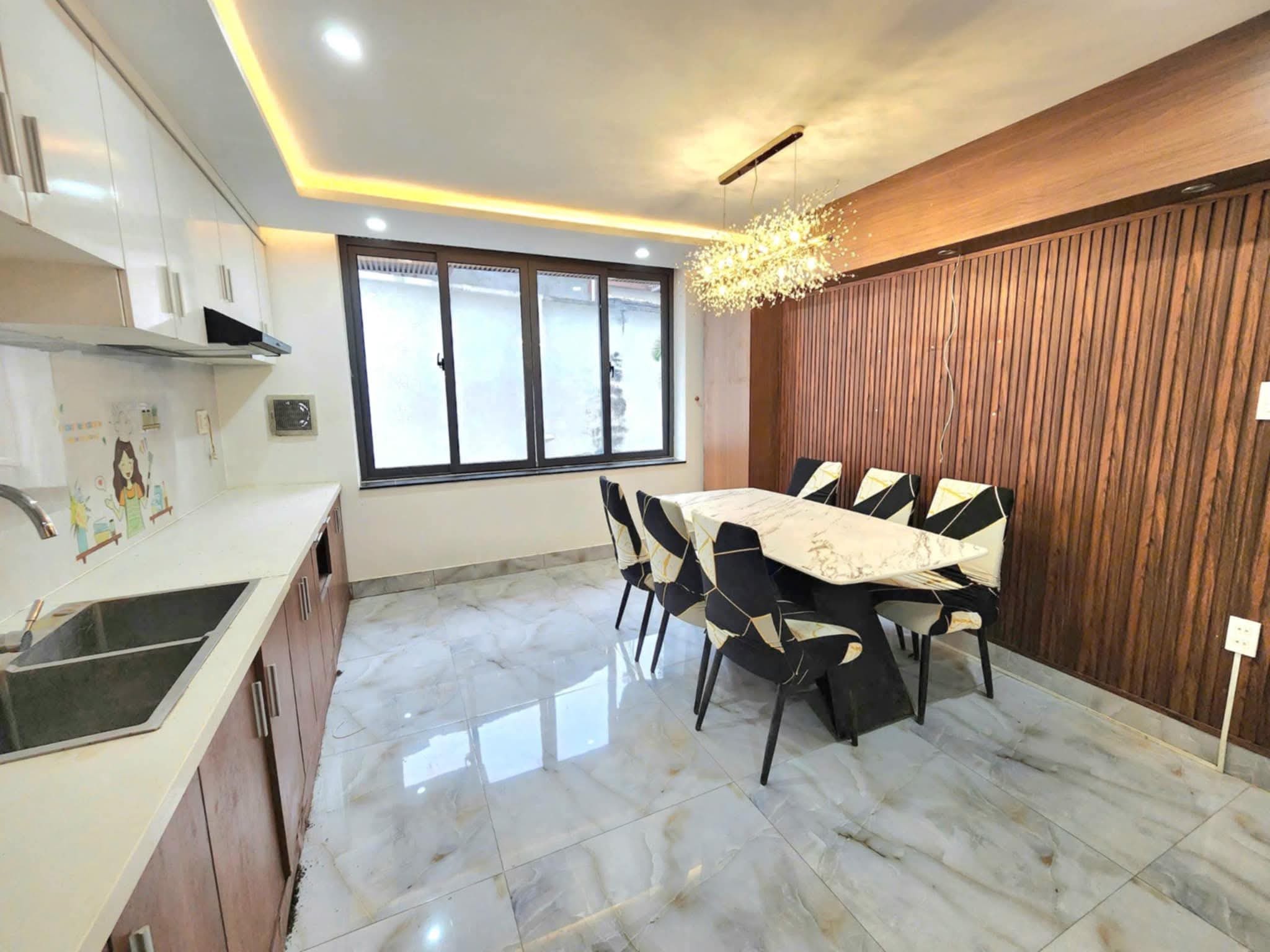BÁN NHÀ 5 TẦNG  KDC  HỒ BƠI LÀNG HOA - 79M2 (4X17)- 7.65 TỶ -KHU PHÂN LÔ ĐỒNG BỘ TOÀN NHÀ CAO TẦNG - Ảnh 2
