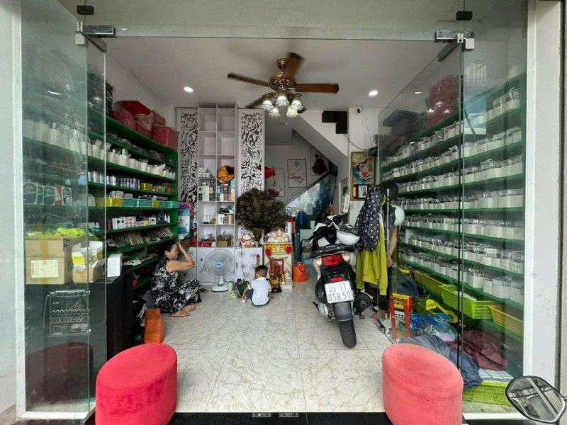 HXH ĐẬU CỬA VÀO NHÀ CẠNH MẶT TIỀN TÂN PHÚ GIÁP TÂN BÌNH, 4 TẦNG BTCT, SỔ A4 HOÀN CÔNG ĐỦ, CHỈ HƠN 3 - Ảnh chính