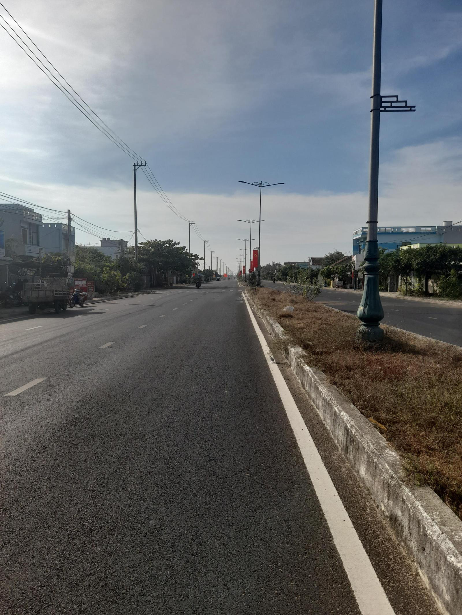 BÁN 745M2 ĐẤT SẴN SỔ MẶT TIỀN HÙNG VƯƠNG GẦN THÉP HÒA PHÁT - Ảnh 1