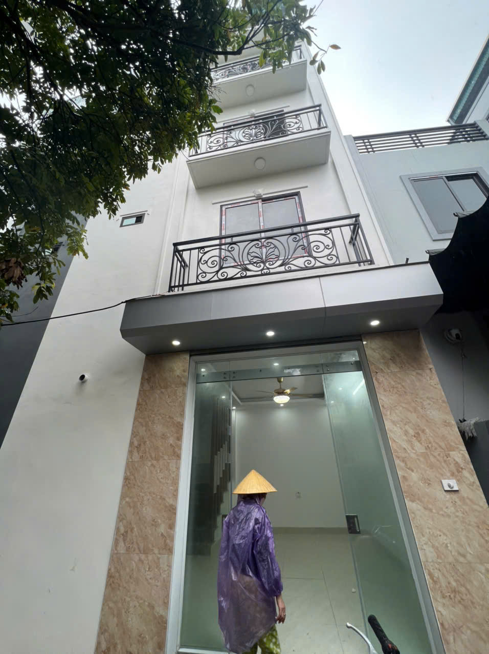 Bán Nhà Lĩnh Nam 31m 5 Tầng 4 Phòng Xây Mới Giá 5.95Tỷ Sổ Chính Chủ - Ảnh 1
