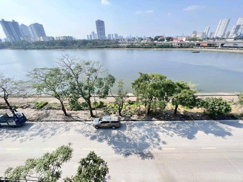BÁN NHÀ MẶT PHỐ NỘI THẤT SỊN SÒ VIEW HỒ LINH ĐÀM 40M 5 TẦNG - Ảnh 1