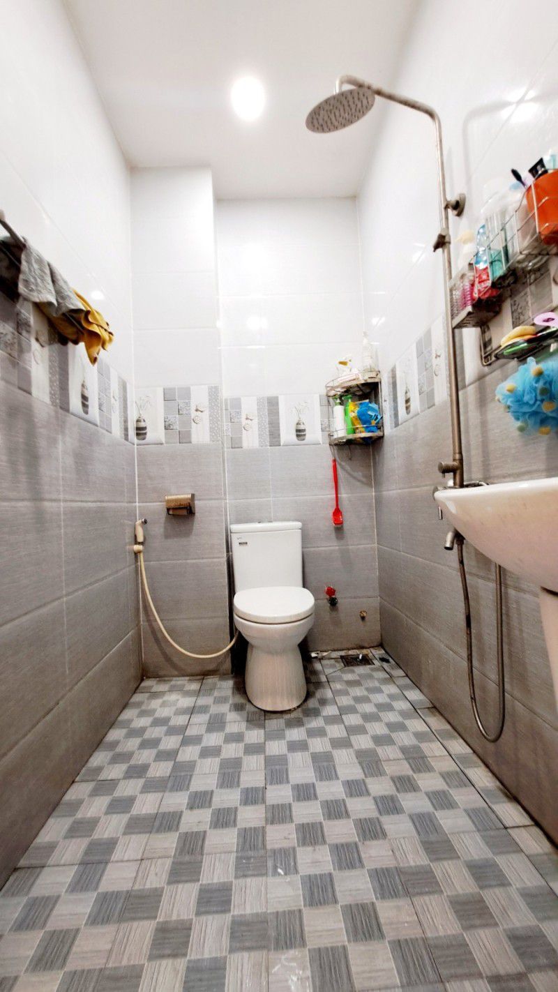 NHÀ ĐẸP 3 TẦNG MẶT TIỀN TX 14, VỊ TRÍ ĐẸP DT KHỦNG CẦN BÁN GẤP - GIÁ CHỈ 4.4 TỶ - Ảnh 3