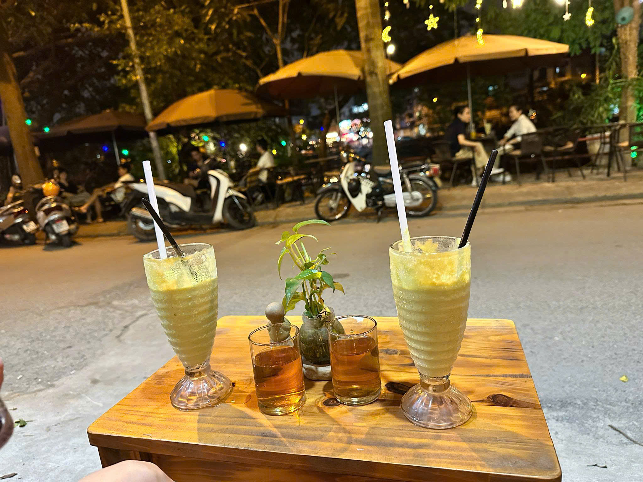 SANG NHƯỢNG QUÁN CÀ PHÊ MẶT PHỐ PHƯƠNG MAI - CƠ HỘI ĐẦU TƯ HOÀN HẢO - Ảnh 3