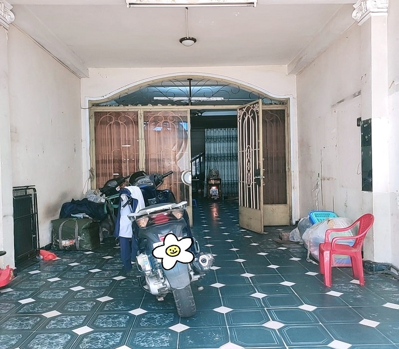 Bán nhà HXH KD Nguyễn Kiệm, P3, Phú Nhuận 98m2, 3 tầng, giá rẻ, sát mặt tiền - Ảnh chính