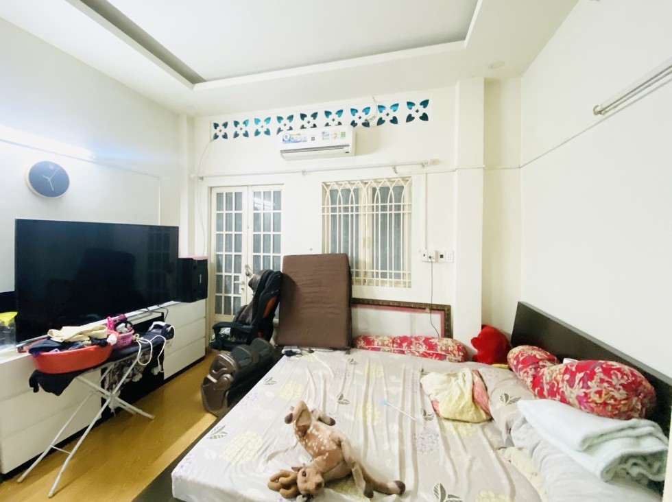 GIẢM CHÀO 200tr – Nhà Lô Góc 40m2 – 5m ra hẻm Ô TÔ – giá 4.9 tỷ - Ảnh 2