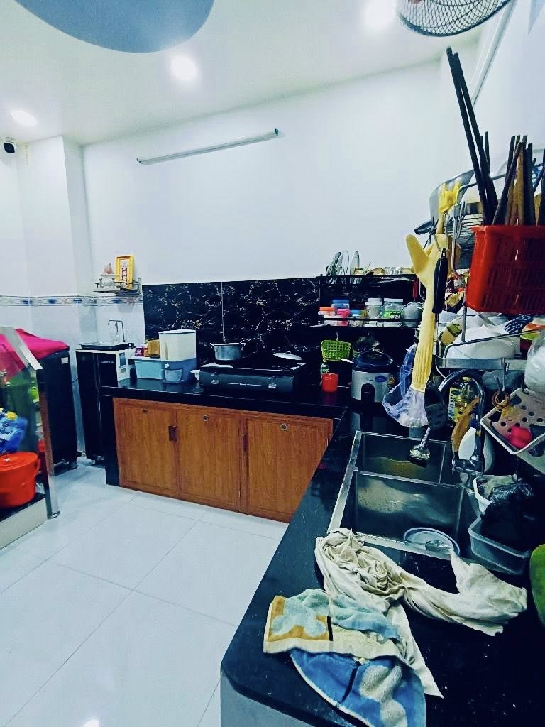VỊ TRÍ KD Đ.ỈNH - GẦN CHỢ P18 - TÂN HƯƠNG - 2 TẦNG - NHÀ MỚI 60M N4*15 NHỈNH 8 ĐỒNG - Ảnh 3
