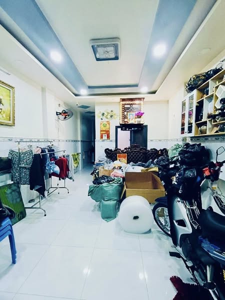 VỊ TRÍ KD Đ.ỈNH - GẦN CHỢ P18 - TÂN HƯƠNG - 2 TẦNG - NHÀ MỚI 60M N4*15 NHỈNH 8 ĐỒNG - Ảnh 1