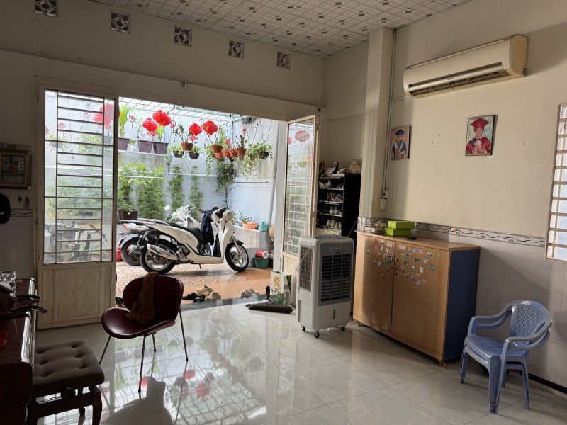 BÁN NHÀ CẤP 4 - HẺM Ô TÔ THÔNG - NGUYỄN VĂN CÔNG, P.3, GÒ VẤP - DT 107m2 (5x21) - 7.9 TỶ - Ảnh 1