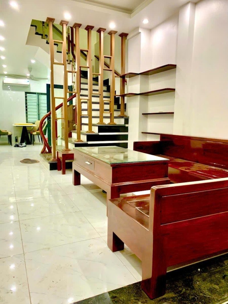 Cực hiếm. Bán nhà Khương Trung, Thanh Xuân. 42m2 x 5 Tầng. NGÕ THÔNG. Ô TÔ. Hơn 10 Tỷ. - Ảnh 1