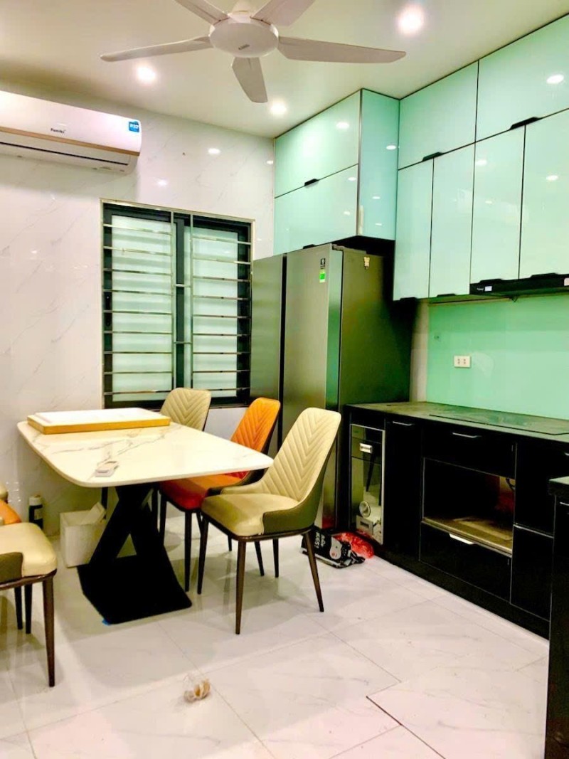 Cực hiếm. Bán nhà Khương Trung, Thanh Xuân. 42m2 x 5 Tầng. NGÕ THÔNG. Ô TÔ. Hơn 10 Tỷ. - Ảnh 2