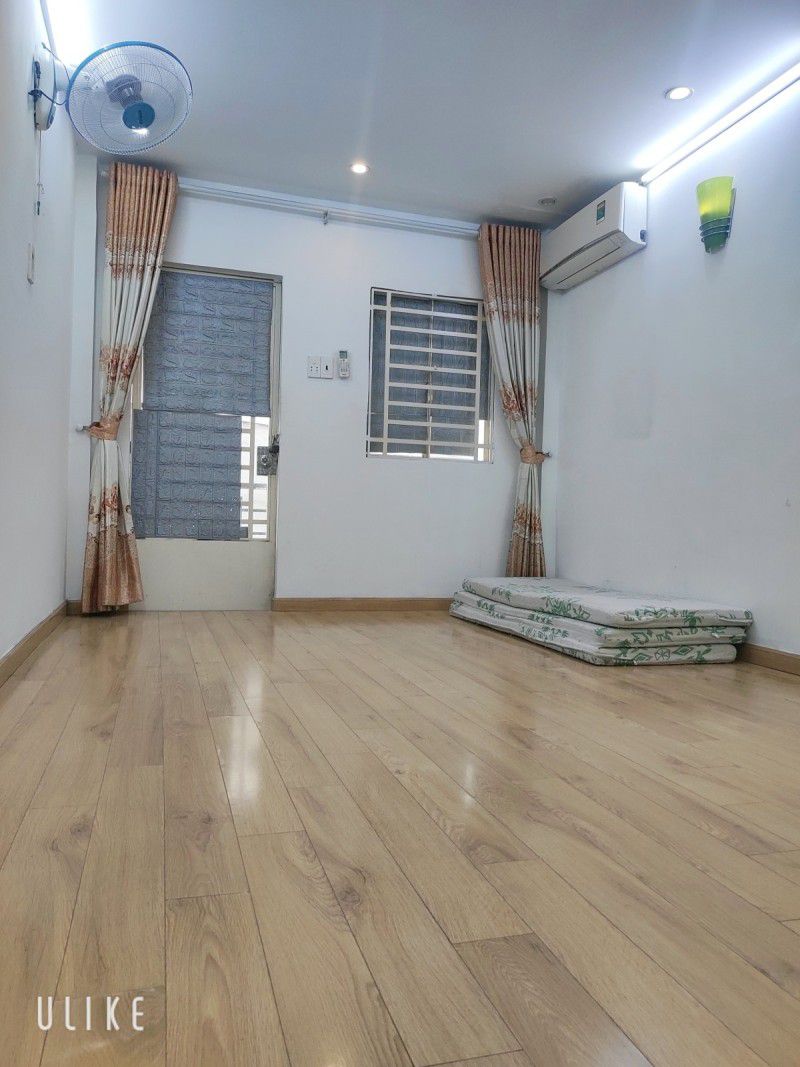 NHÀ PHÚ NHUẬN- NHỈNH 3 TỶ - 8M RA MẶT TIỀN - 3 TẦNG 2PN 2WC - SỔ ĐẸP HOÀN CÔNG - TẶNG NỘI THẤT CƠ - Ảnh 1