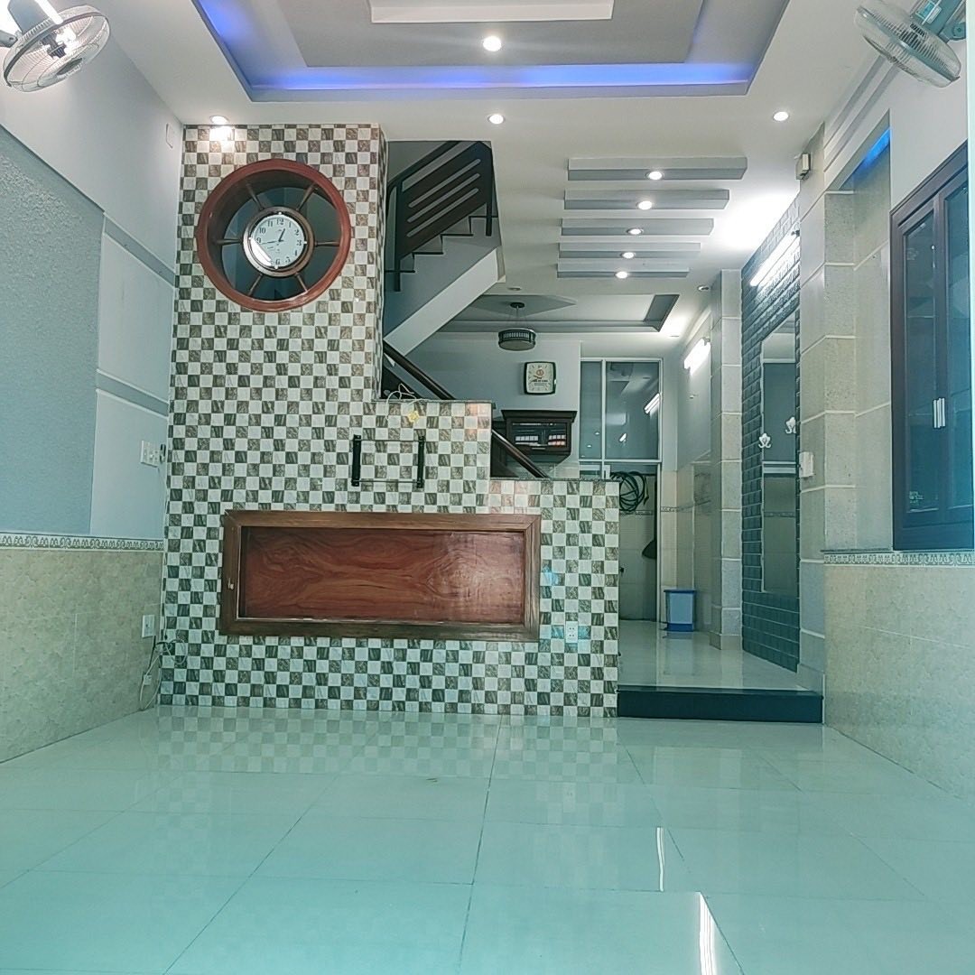 BÁN NHÀ -QUANG TRUNG P8 GÒ VẤP, XE HƠI , DT 56M2 (4.2mX13.5m)-  4TẦNG - 4PN KHÉP KÍN SÂN THƯỢNG - Ảnh 3
