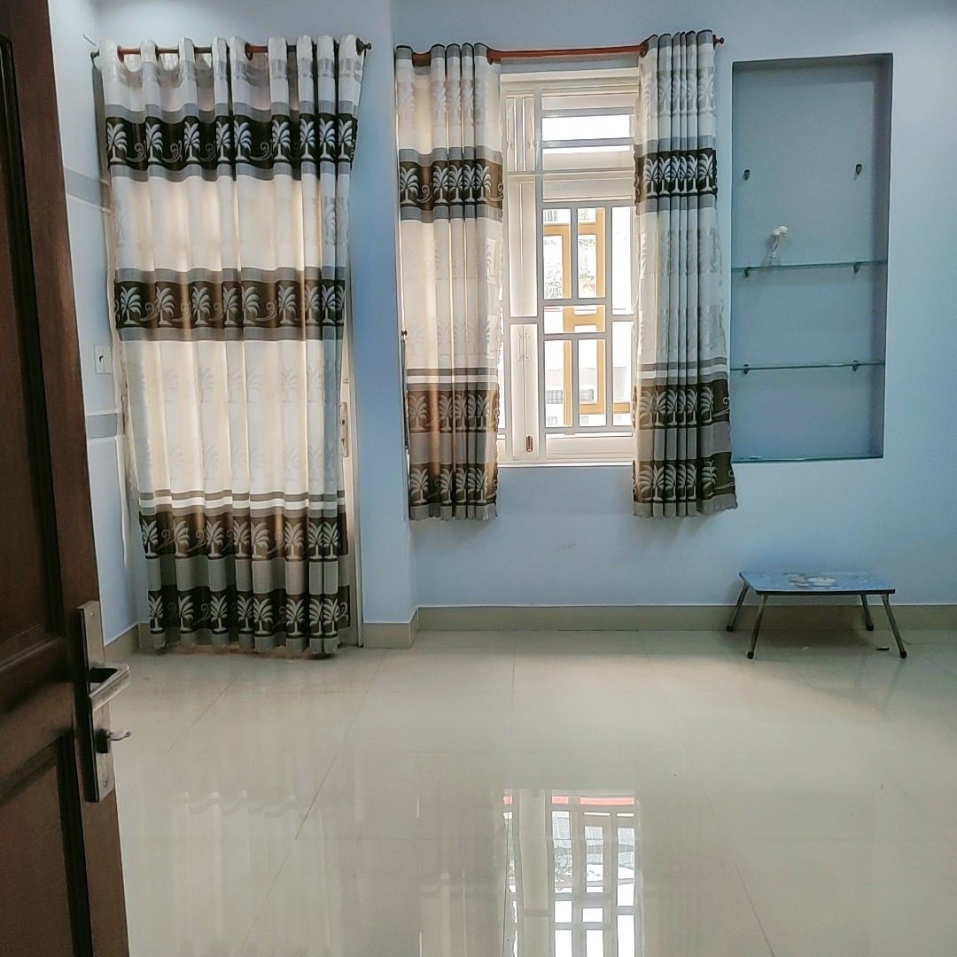 BÁN NHÀ -QUANG TRUNG P8 GÒ VẤP, XE HƠI , DT 56M2 (4.2mX13.5m)-  4TẦNG - 4PN KHÉP KÍN SÂN THƯỢNG - Ảnh 2