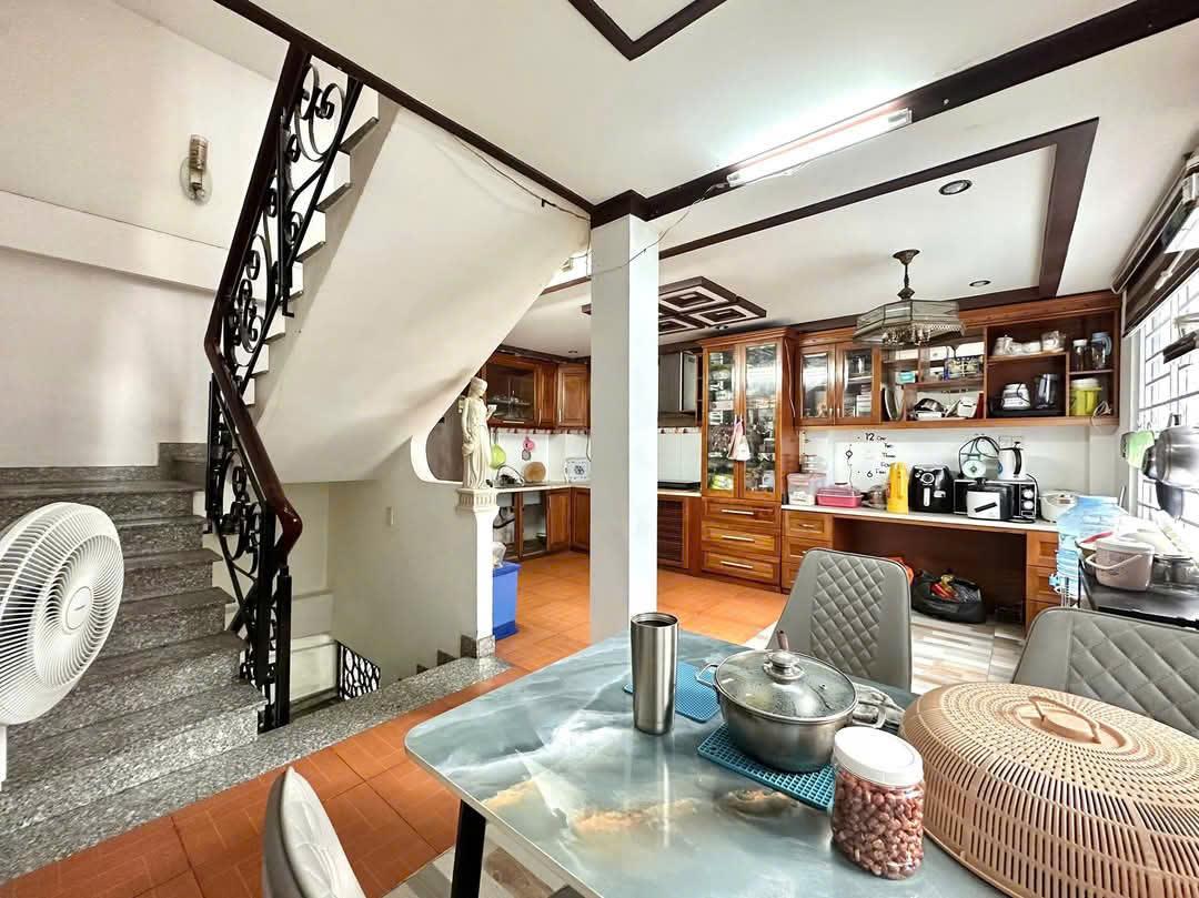 --Bán nhà HXH Nhất Chi Mai, phường 13, Tân Bình; (4*23) 4 tầng - 12,6 tỷ - Ảnh 1