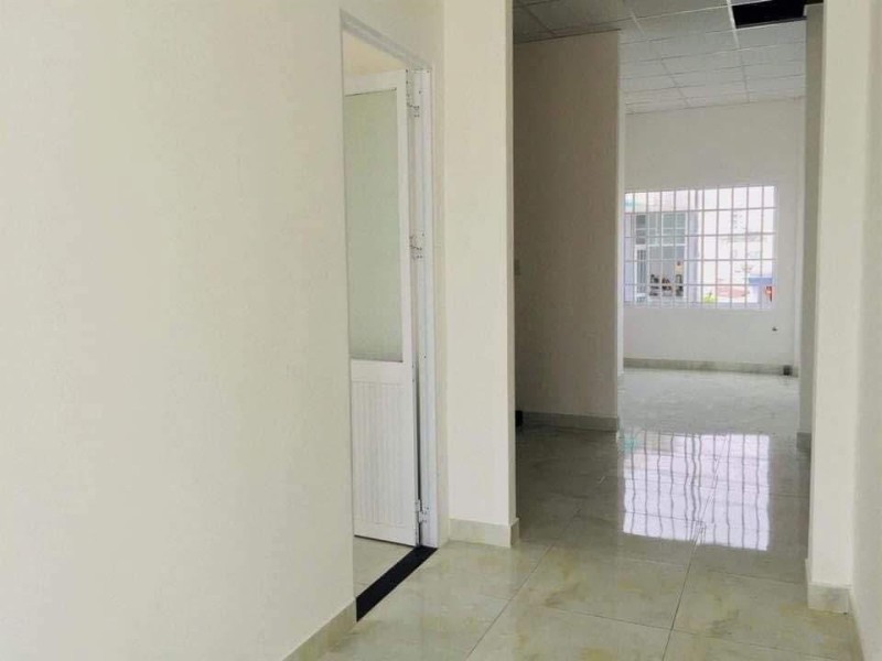 # Nhà Kiệt 3m Hoàng Diệu, 66m2, ngang 5.4m, 3 tầng kinh doanh, 4.2 tỷ - Ảnh 3
