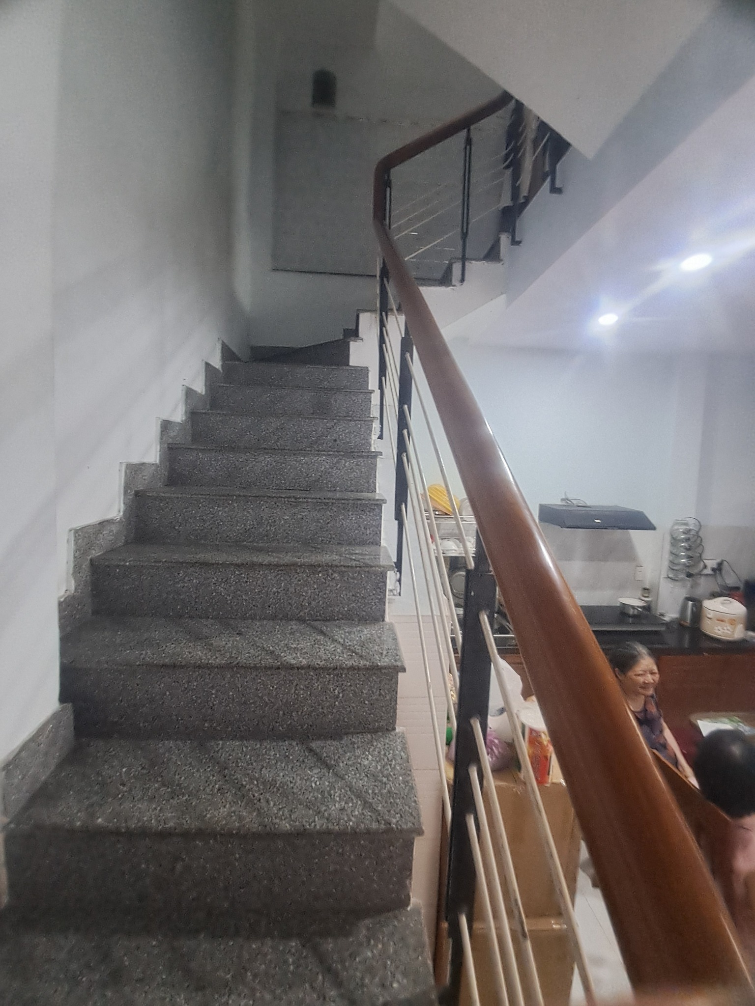 ♥ Nhà Kiệt 3m sát Nguyễn Tất Thành, 2.5 tầng đúc rộng thoáng, 2.85 tỷ - Ảnh 3