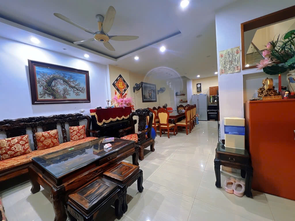 BÁN NHÀ PHỐ NGUYÊN HỒNG - 93M² - VỊ TRÍ ĐẸP - Ô TÔ TRÁNH - KINH DOANH - GIÁ CHỈ 25 TỶ - Ảnh 1