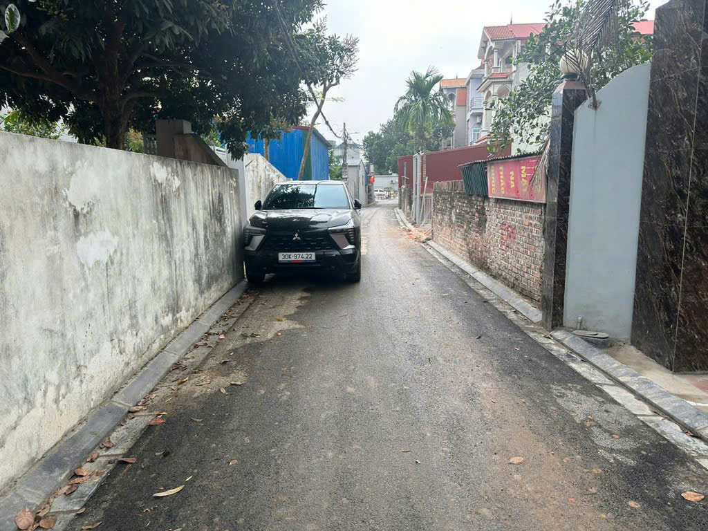 40m lô góc 3 tầng mới xây giá chỉ 4,3 tỷ - Ảnh 1