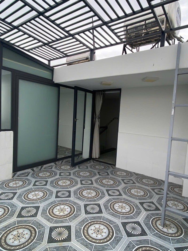 QUẬN 4 - NHÀ 34M 5 TẦNG MỚI TINH - CHỈ 4.3 TỶ. - Ảnh 2