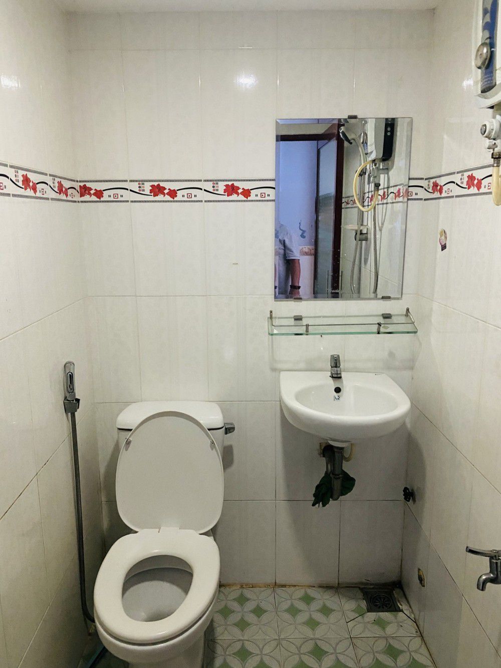 QUẬN 4 - HOÀNG DIỆU - HẺM THÔNG TRƯỚC NHÀ 4M - 3T BTCT - SỔ VUÔNG A4 - CHỈ NHỈNH 4,x TỶ. - Ảnh 3
