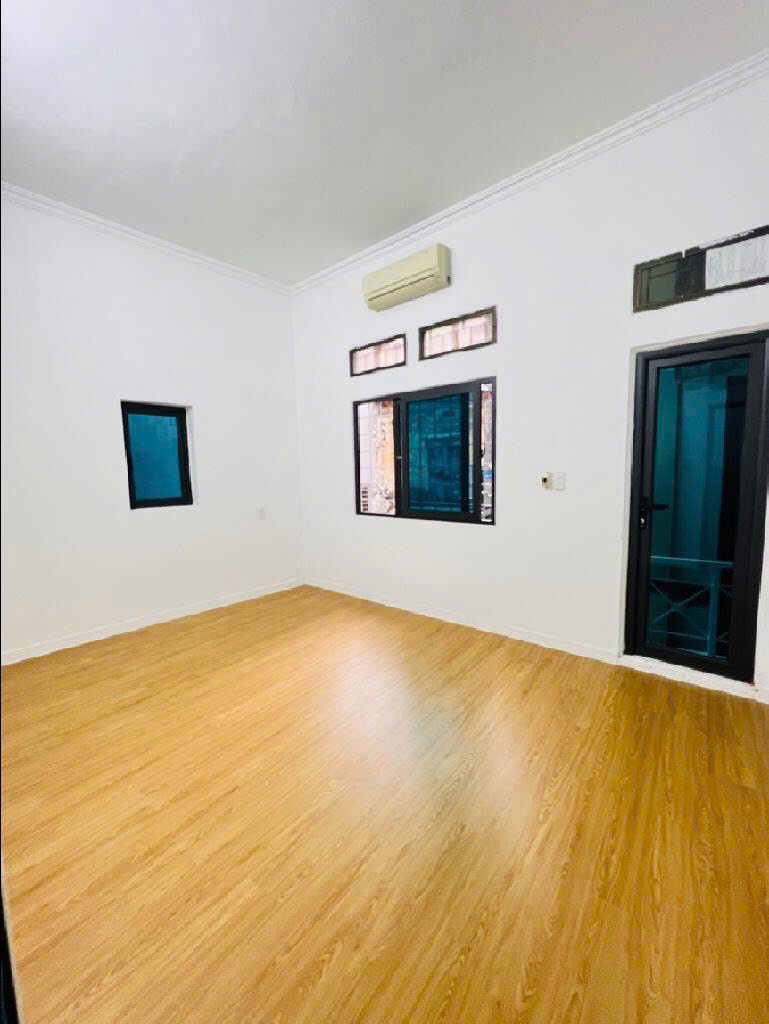 TÔN ĐỨC THẮNG 36 M, 3 TÂNG, 3 NGỦ, 2 WC, NHÀ CHẮC CHẮN KIÊN CỐ, THOÁNG SÁNG, GIẾNG TRỜI VƯỢNG KHÍ. - Ảnh 3