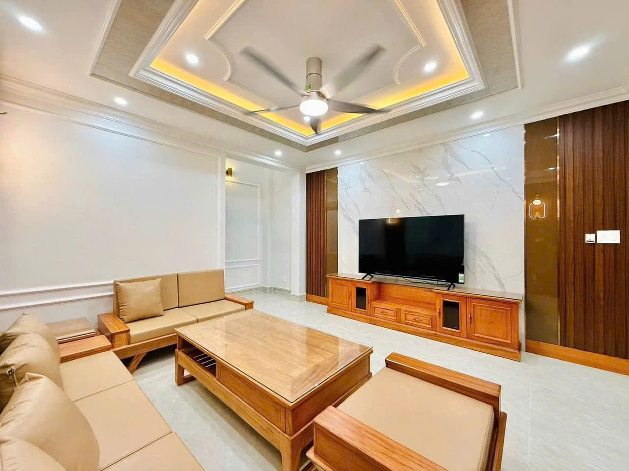 Nhà phố 5 lầu ngang 5m hẻm 380 Nguyễn Văn Khối DTSD 170m2 tặng NT gần CV chỉ 7 tỷ xíu. - Ảnh chính