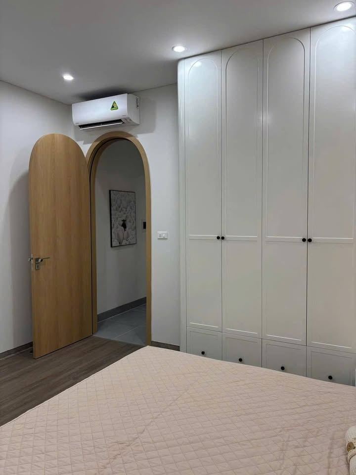 Bán căn nhà ngõ 405 Ngọc Thuỵ 47m x 4T full đồ, gần oto hơn 6 tỷ. LH 0936123469 - Ảnh 1