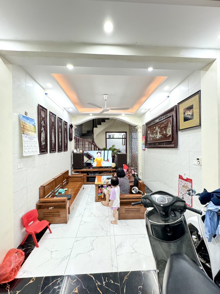 NHÀ ĐỊNH CÔNG THƯỢNG, HOÀNG MAI, Ô TÔ QUA NHÀ, 3 BƯỚC RA PHỐ, 52M2, 13.5 TỶ(CTL) - Ảnh chính