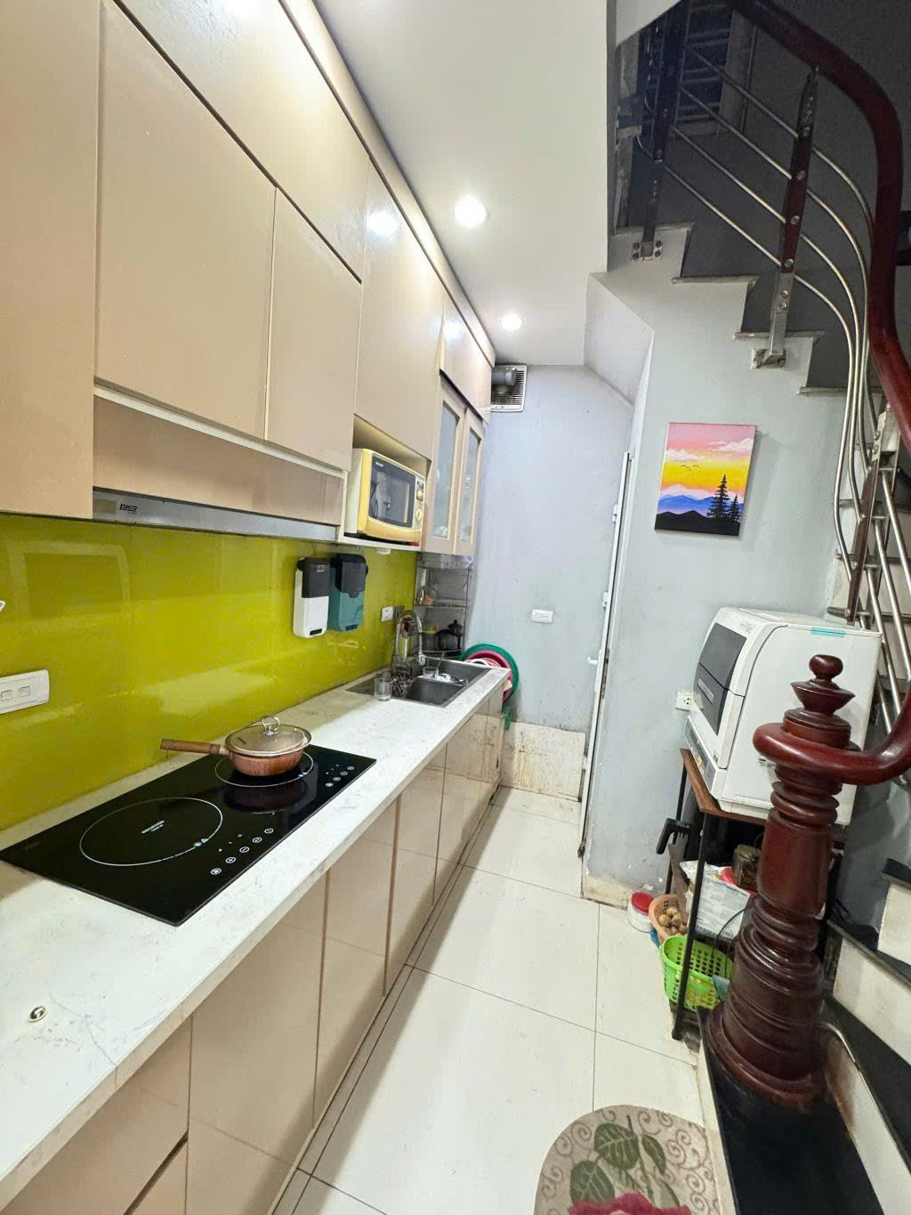 CÓ 102, HƠN 7 TỶ SỞ HỮU NHÀ TRUNG TÂM PHỐ NGUYỄN VĂN CỪ 35M, 5T, MT3.5M, Ô TÔ THÔNG. - Ảnh 2