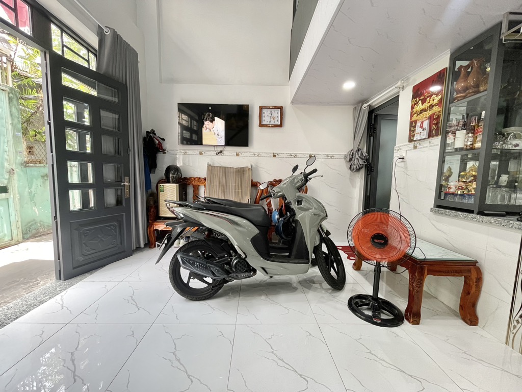SIÊU PHẨM NHÀ MỚI - 3 TẦNG - GIÁP QUẬN 1 - XÔ VIẾT NGHỆ TĨNH – nhỉnh 4 tỷ - Ảnh 1