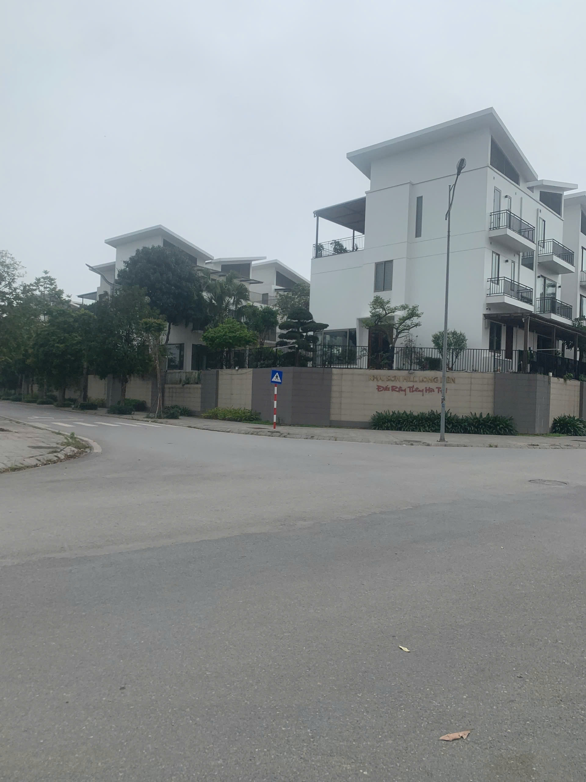 NHÀ ĐẸP - GIÁ TỐT - Vị Trí Đắc Địa Tại Phố Gia Quất, Phường Thượng Thanh, Quận Long Biên, Hà Nội - Ảnh chính