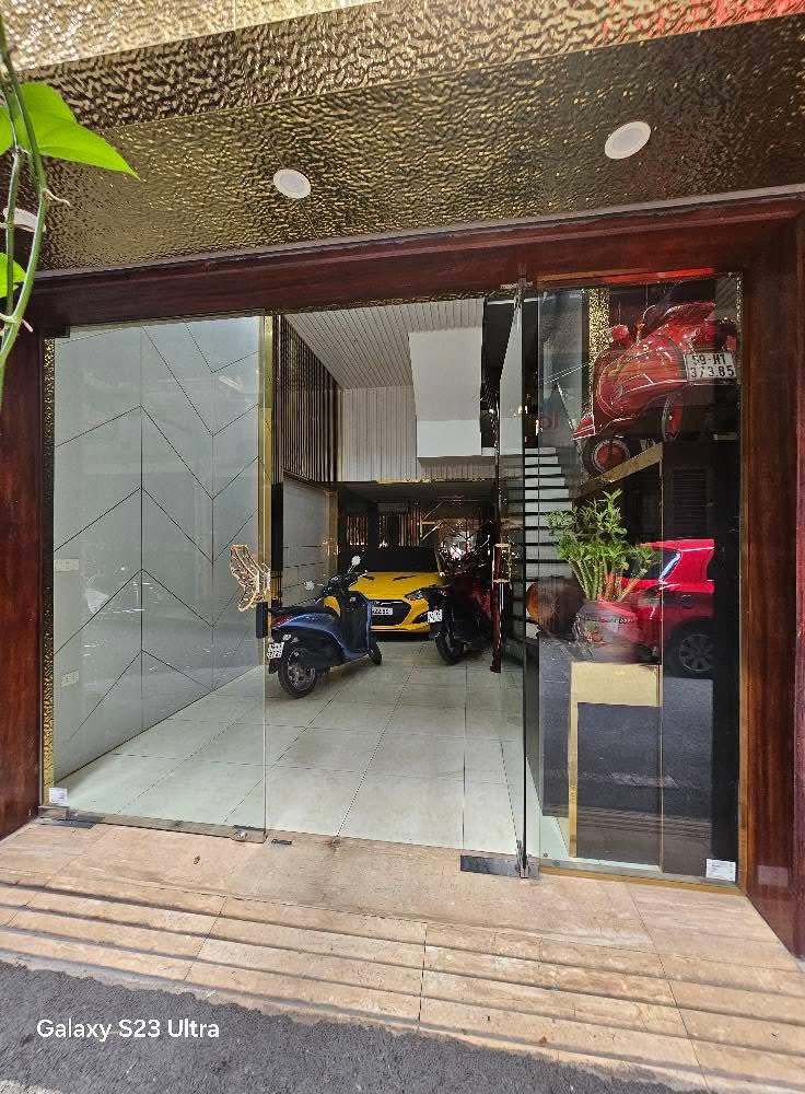 SIÊU HIẾM-Phân Lô Nguyễn Chí Thanh 40/45m, 6Tầng chỉ 17.9 Tỷ, Ô tô tránh, K.Doanh - Ảnh 2