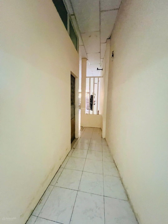 Hẻm XEHƠI đậu cửa Thoại Ngọc Hầu TP 5X18m2 C4 tiện xây mới, cho thuê CHỈ 5 TỶxx - Ảnh 1