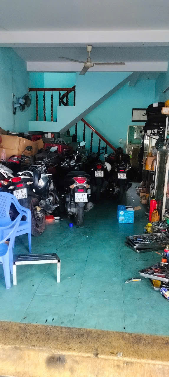 Chính Chủ Cần Bán Nhà Mặt Tiền Vị Trí Đẹp Tại Nha Trang - Khánh Hòa - Ảnh 1
