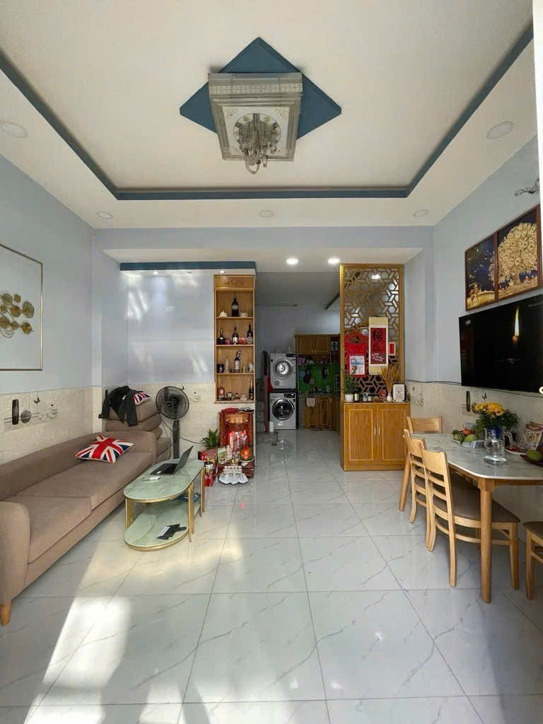 KHU VIP VƯỜN LÀI - PHAN THỊ HÀNH - PHÚ THỌ HOÀ - NHÀ 2 TẦNG MỚI ĐẸP - SỔ VUÔNG VỨC HOÀN CÔNG ĐỦ - Ảnh chính