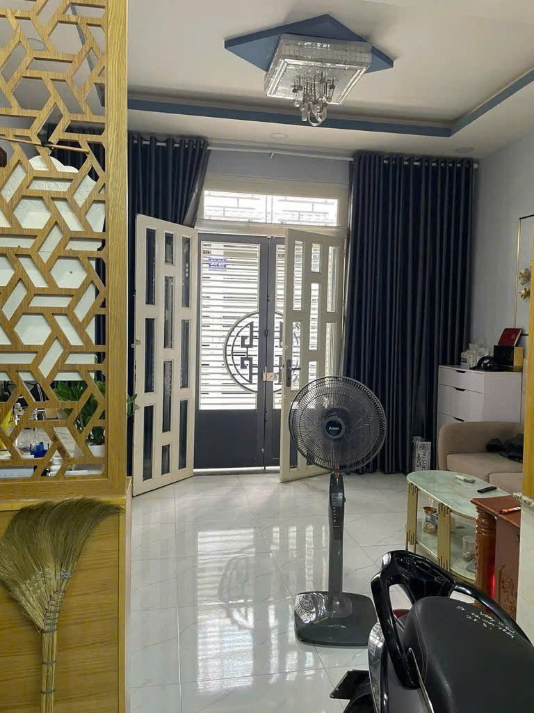 KHU VIP VƯỜN LÀI - PHAN THỊ HÀNH - PHÚ THỌ HOÀ - NHÀ 2 TẦNG MỚI ĐẸP - SỔ VUÔNG VỨC HOÀN CÔNG ĐỦ - Ảnh 3