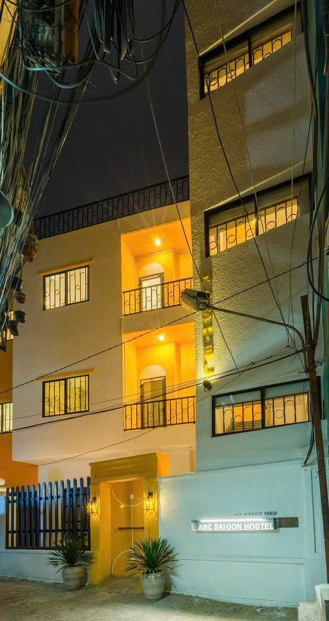 Bán 3 lầu  112 HOÀNG DIỆU, Quận 4, DT 13x15 DTCN: 171m2 giá 30 tỷ - Ảnh chính