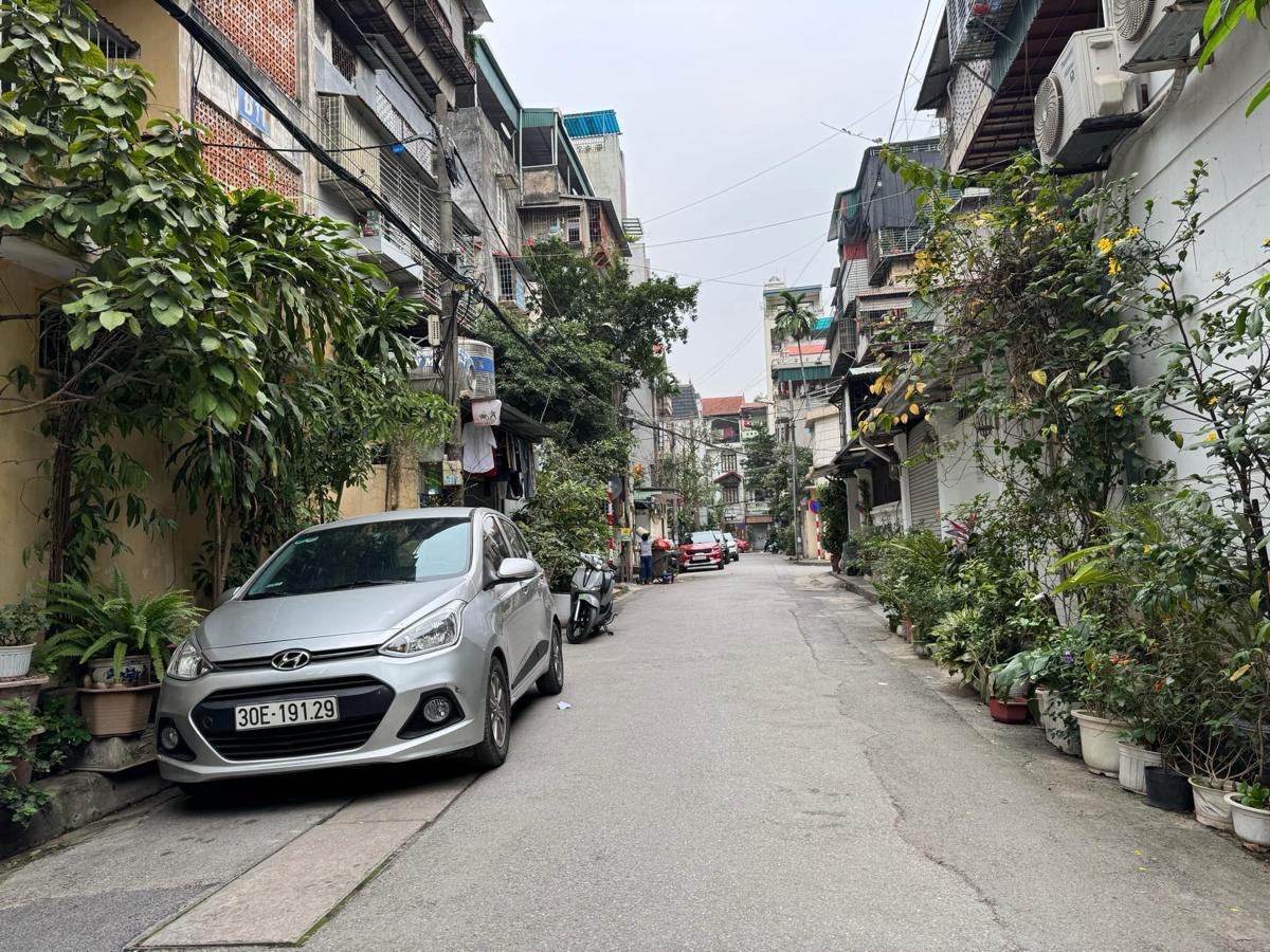 NHÀ HUỲNH THÚC KHÁNG - 25M, MT 5.7M -  GIÁ  7 TỶ - Ảnh chính