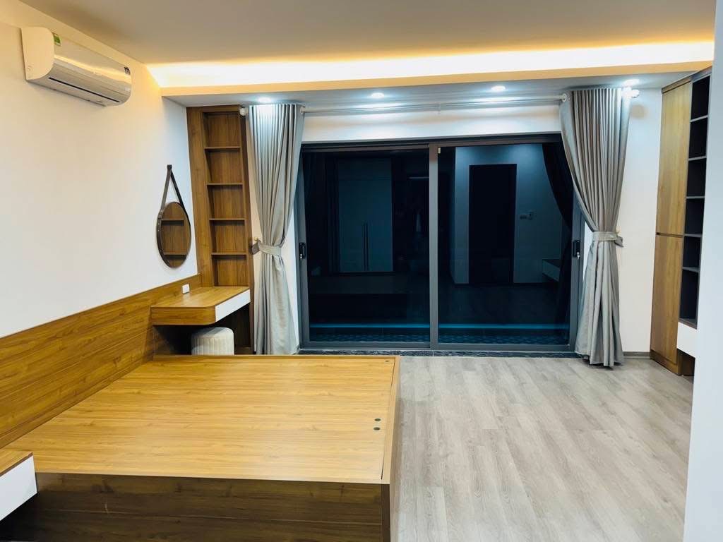 ✨ SIÊU PHẨM ĐẲNG CẤP LONG BIÊN ✨ 🏡 NHÀ ĐẸP – FULL NỘI THẤT – GARA 2 Ô TÔ – THANG MÁY – Ô TÔ CHẠY VÒNG QUANH - Ảnh 4