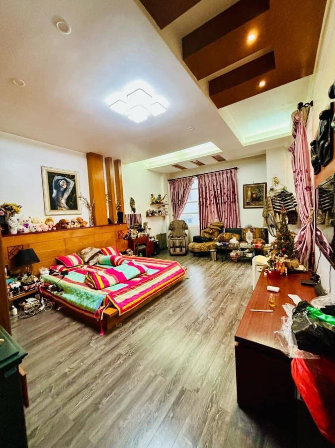 Hạ giá bán nhà phố Huỳnh Thúc Kháng 36m2, 3 tầng, mặt tiền 5.1m ô tô kinh doanh - Ảnh 1