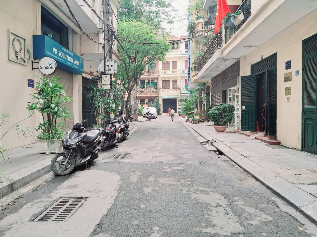 SIÊU PHẨM - PHÂN LÔ - Ô TÔ TRÁNH - VỈA HÈ RỘNG - PHỐ ĐỖ QUANG - KINH DOANH TẤP NẬP - PHỐ HIẾM NHÀ - Ảnh chính